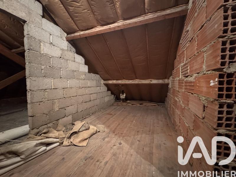 Maison - 180 m² - 8 pièces