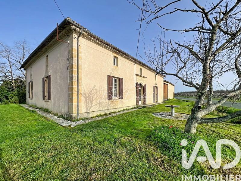 Maison - 361 m² - 10 pièces