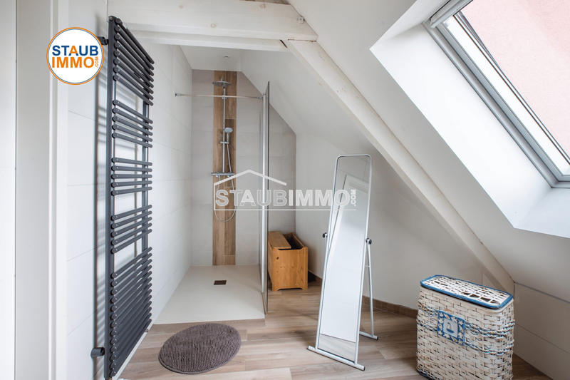 Maison - 271 m² - 13 pièces