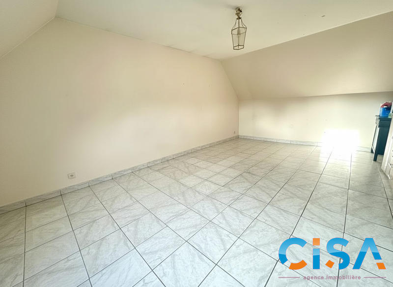 Maison traditionnelle - 120 m² - 6 pièces