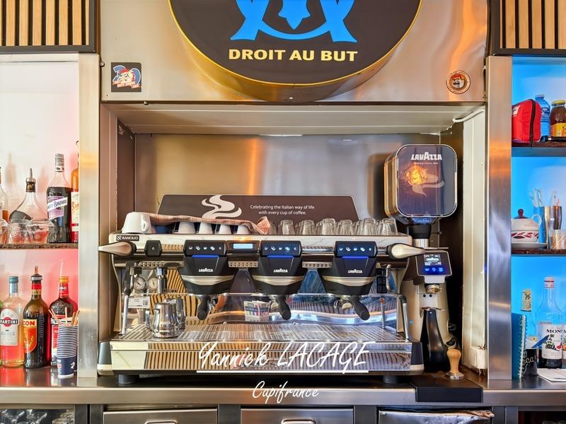 Immeuble - 138 m² - 8 pièces