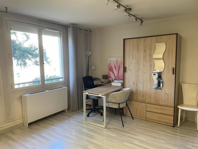 Appartement - 95 m² - 4 pièces
