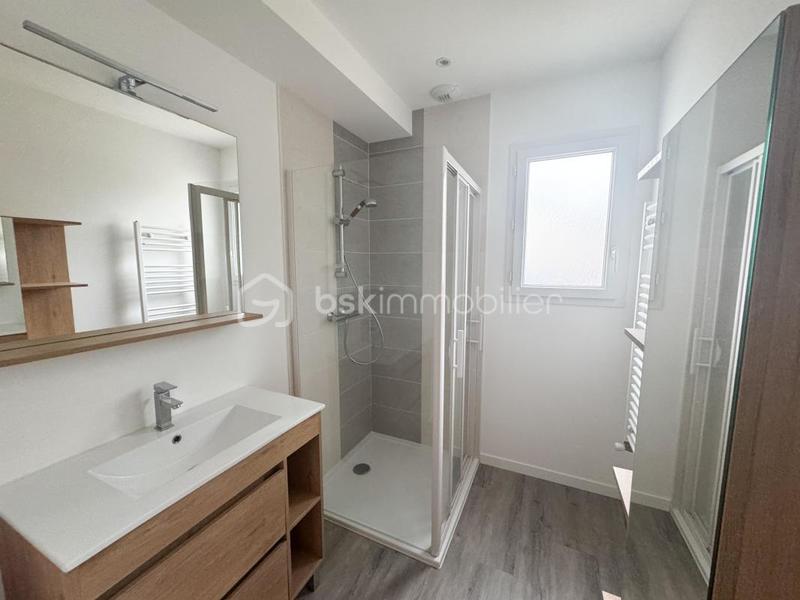 Maison - 151 m² - 8 pièces