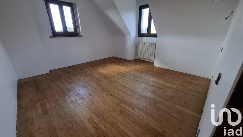 Maison - 214 m² - 9 pièces