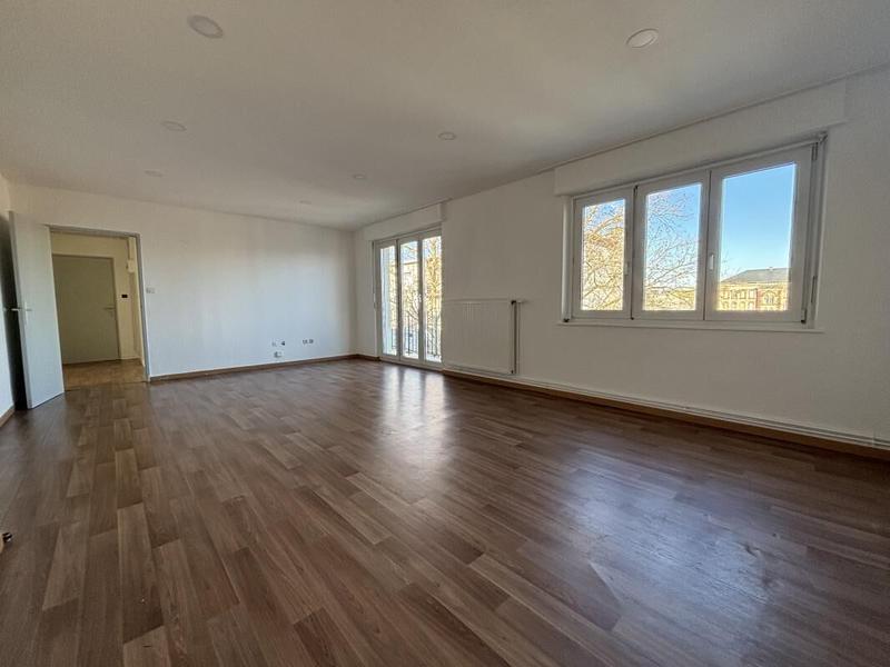 Appartement - 79 m² - 4 pièces