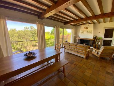 Maison - 197 m² - 7 pièces