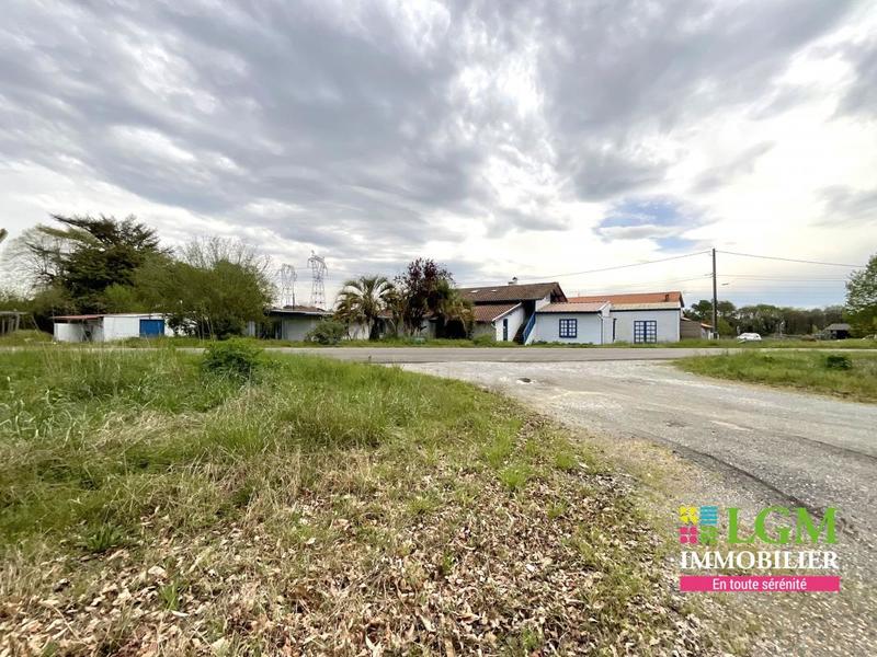 Immeuble - 300 m² - 2 pièces