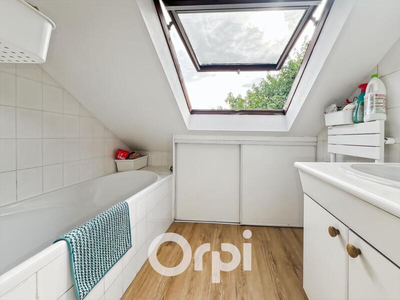 Maison - 87 m² - 5 pièces