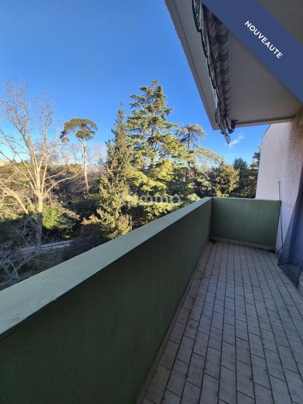 Appartement - 95 m² - 5 pièces