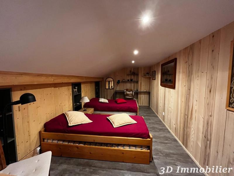 Appartement - 81 m² - 4 pièces