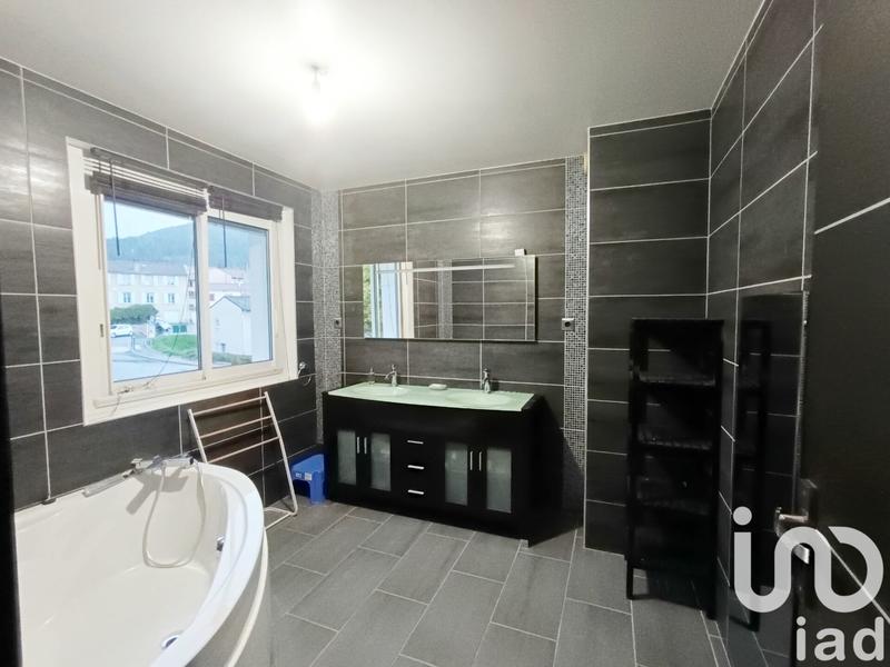 Maison - 171 m² - 6 pièces