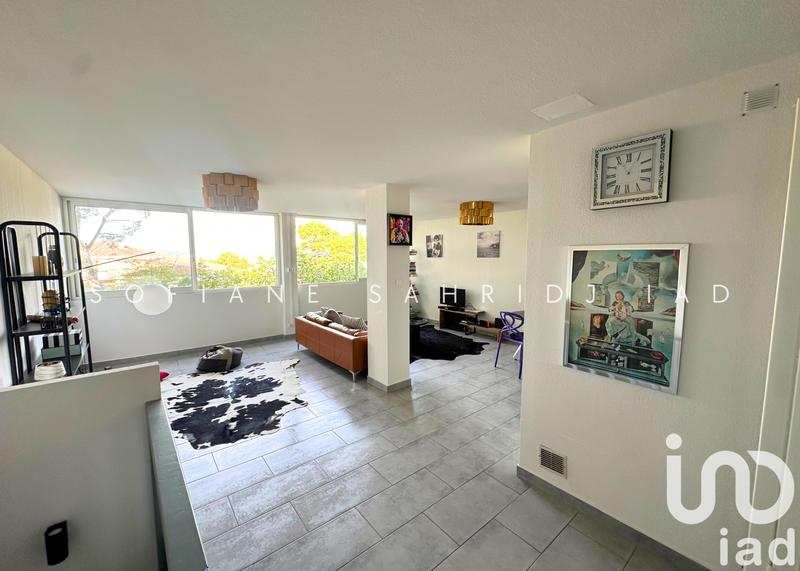 Appartement - 98 m² - 5 pièces