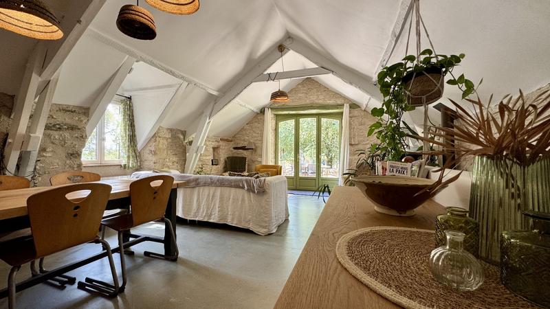 Corps de ferme - 250 m² - 11 pièces