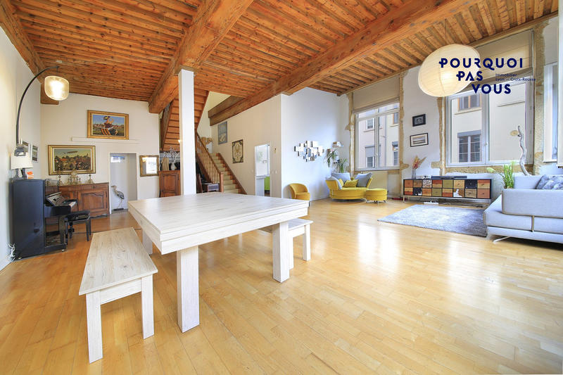 Appartement - 172 m² - 6 pièces