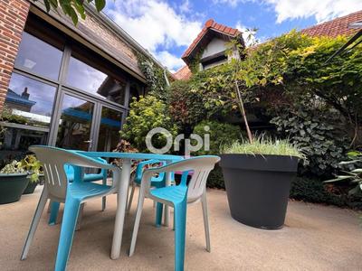 Maison - 338 m² - 6 pièces