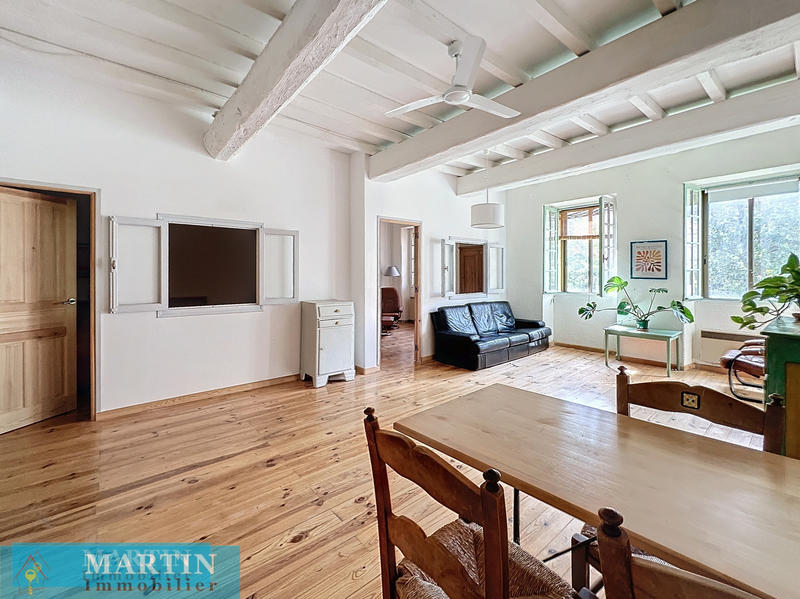 Maison - 246 m² - 8 pièces