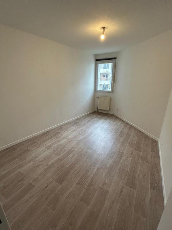Duplex - 94 m² - 4 pièces
