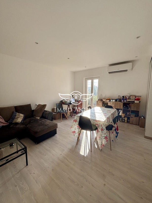 Maison ancienne - 250 m² - 7 pièces