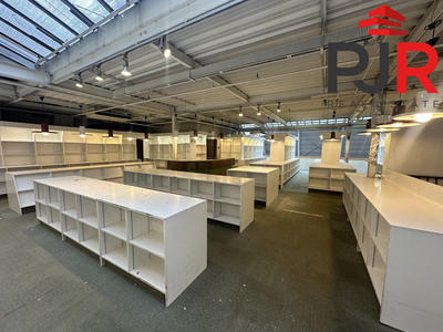 Local commercial - 1 620 m²