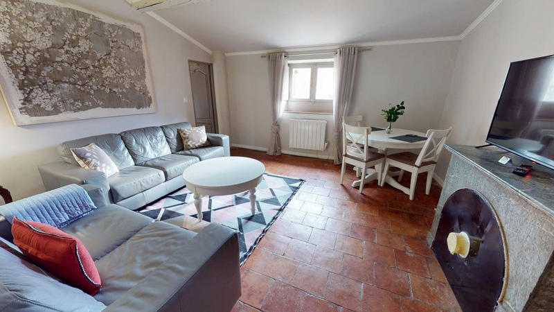 Appartement - 171 m² - 6 pièces