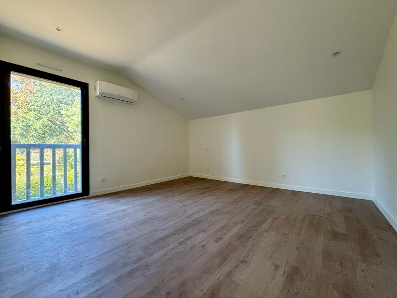 Maison - 141 m² - 5 pièces