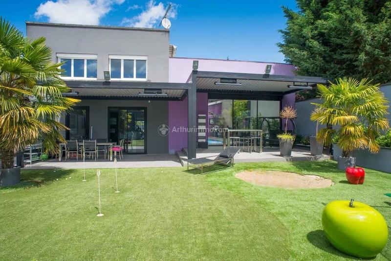 Appartement - 394 m² - 10 pièces