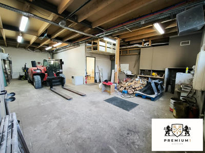 Entrepôt - 150 m²
