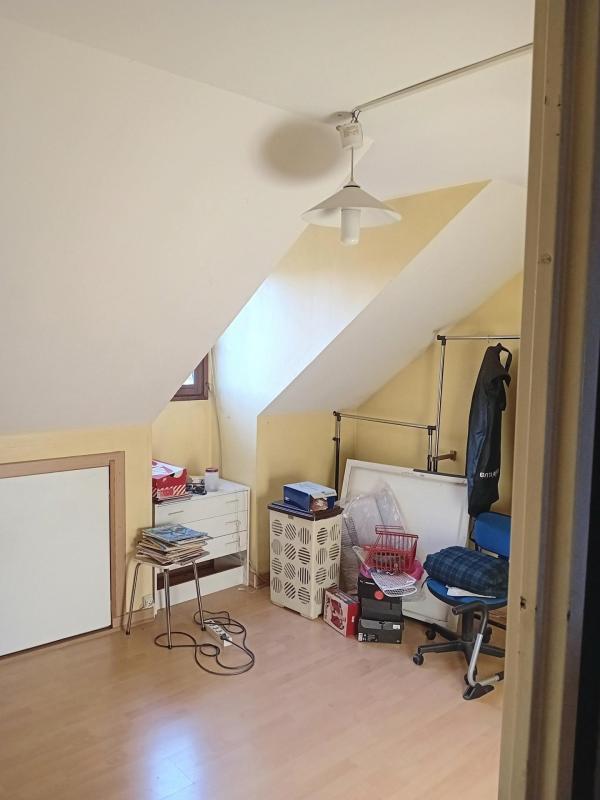 Pavillon - 92 m² - 5 pièces