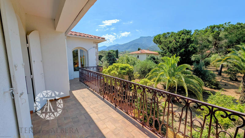 Viager - Maison - 205 m² - 7 pièces