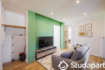 Chambre - 10 m² - 1 pièce