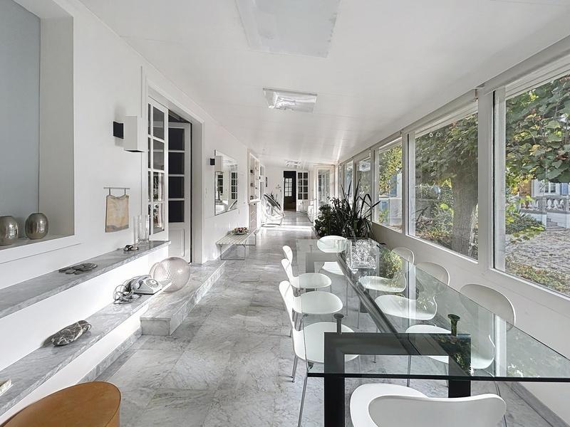 Maison - 340 m² - 10 pièces