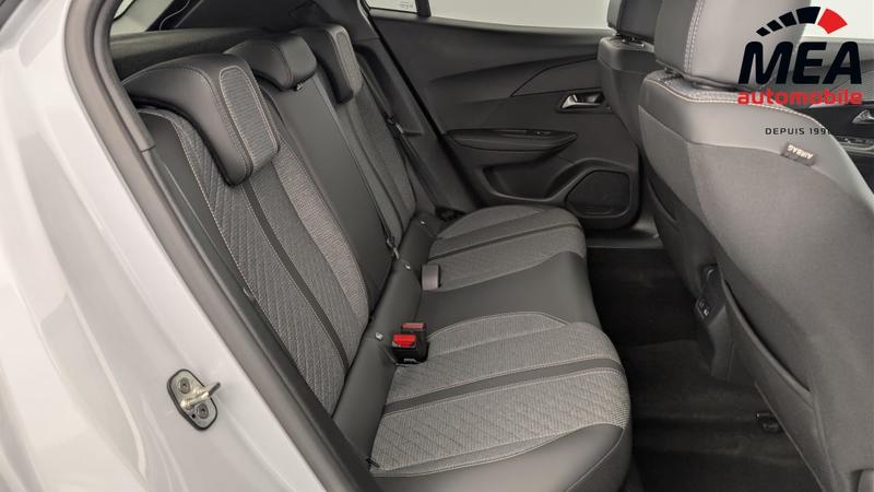 Peugeot 2008 Hybrid 136 e-Dcs6 Allure