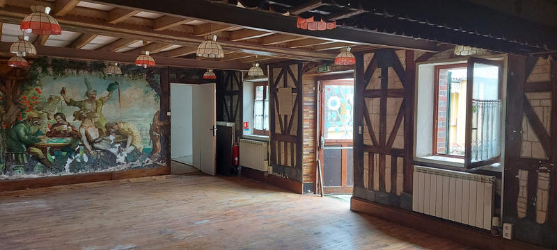 Maison - 240 m² - 11 pièces