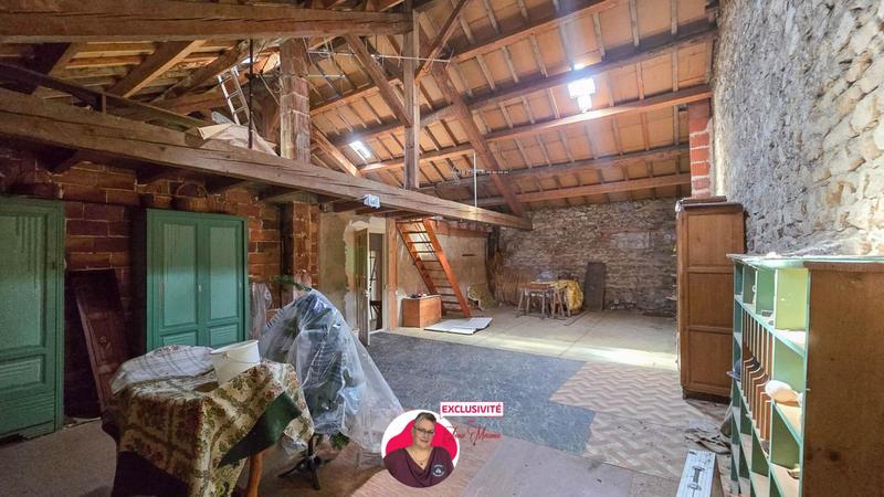 Maison - 640 m² - 16 pièces