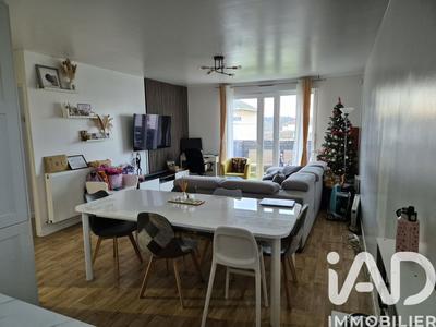 Appartement - 83 m² - 4 pièces