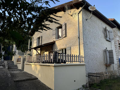 Maison - 85 m² - 5 pièces