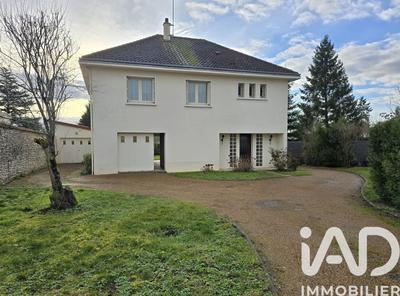 Maison - 105 m² - 5 pièces