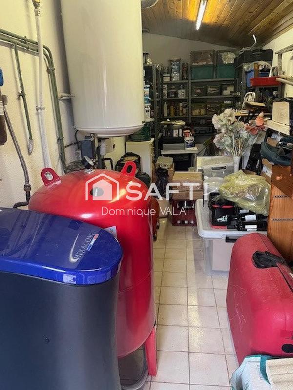 Maison - 235 m² - 10 pièces