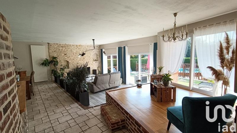 Maison - 397 m² - 16 pièces