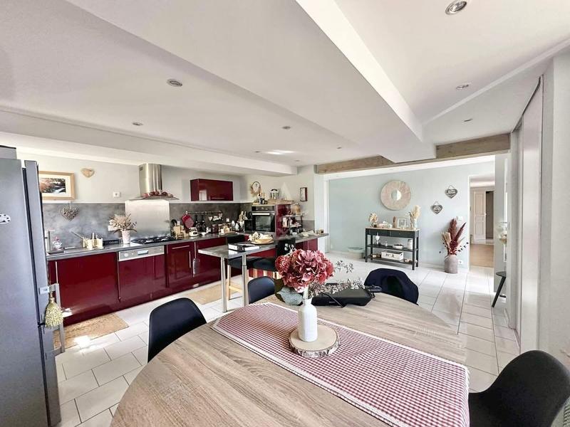 Maison - 130 m² - 5 pièces