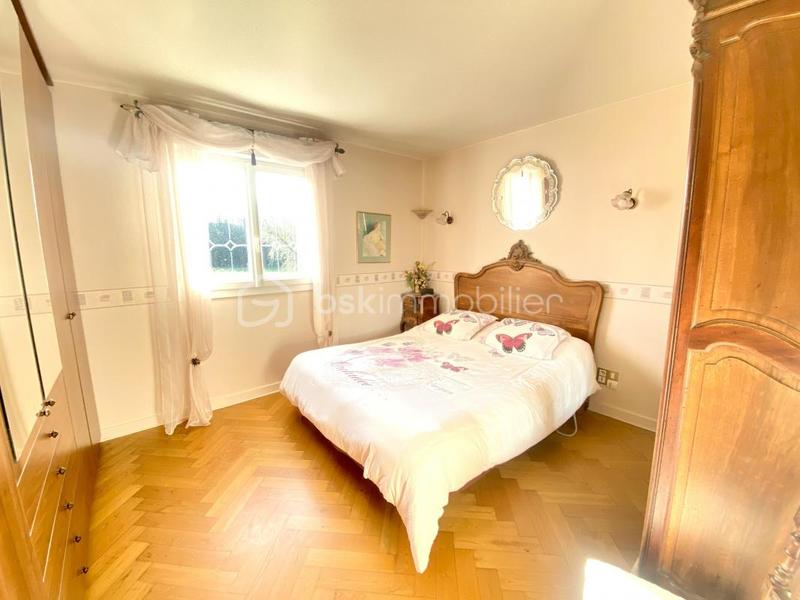 Propriété - 146 m² - 6 pièces