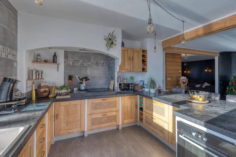 Maison - 160 m² - 5 pièces