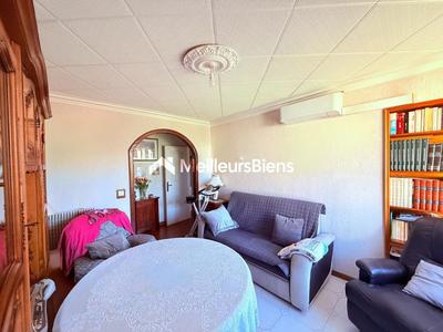 Appartement - 77 m² - 4 pièces