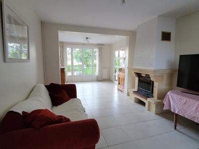 Maison - 130 m² - 8 pièces