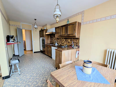 Appartement - 111 m² - 5 pièces