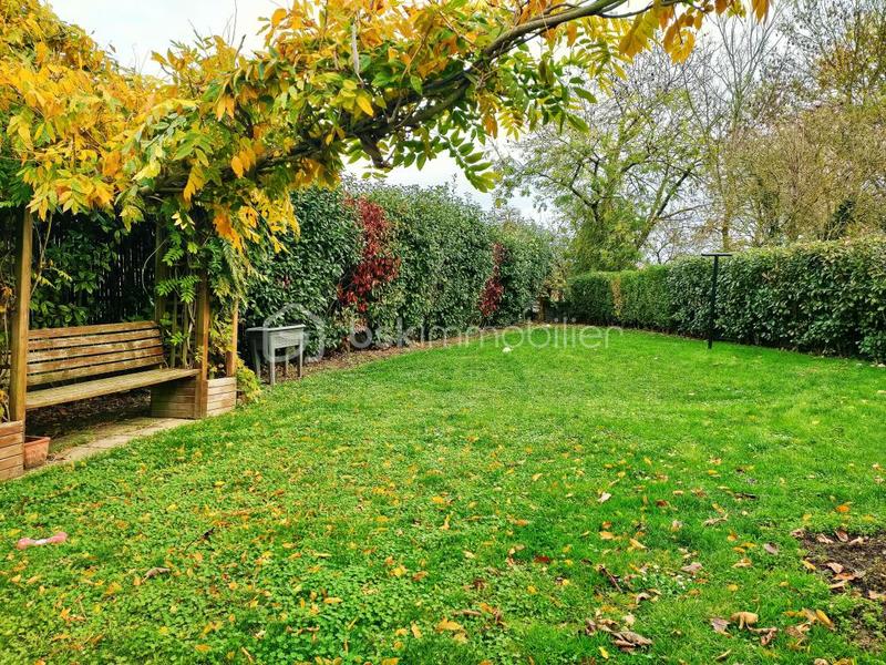 Maison - 80 m² - 4 pièces