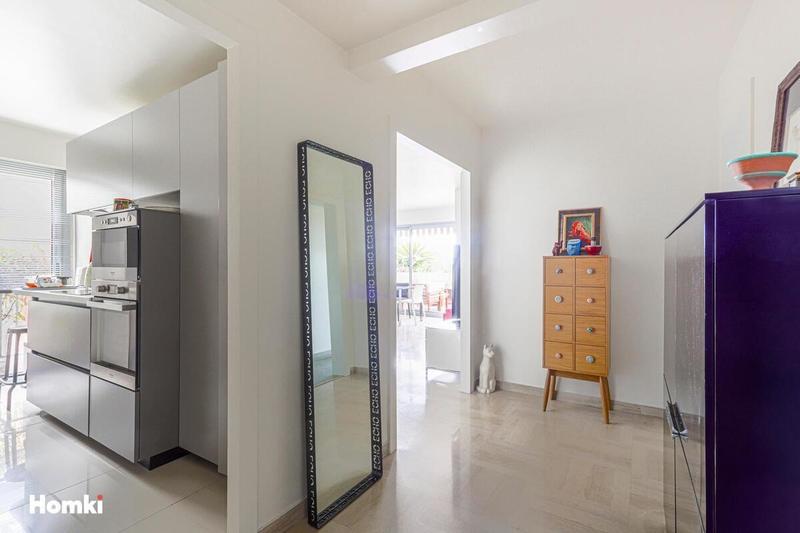 Appartement - 101 m² - 4 pièces