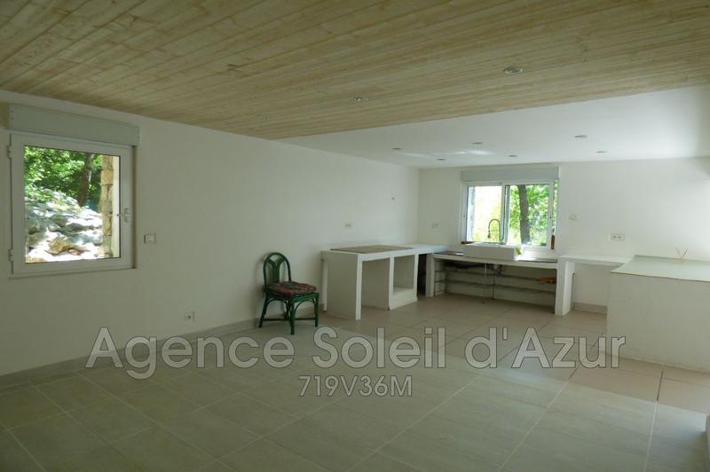 Maison contemporaine - 340 m² - 8 pièces