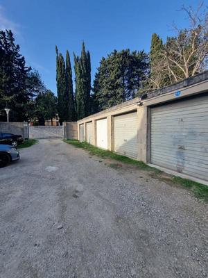 Garage - 14 m²