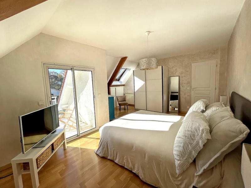 Maison - 167 m² - 6 pièces